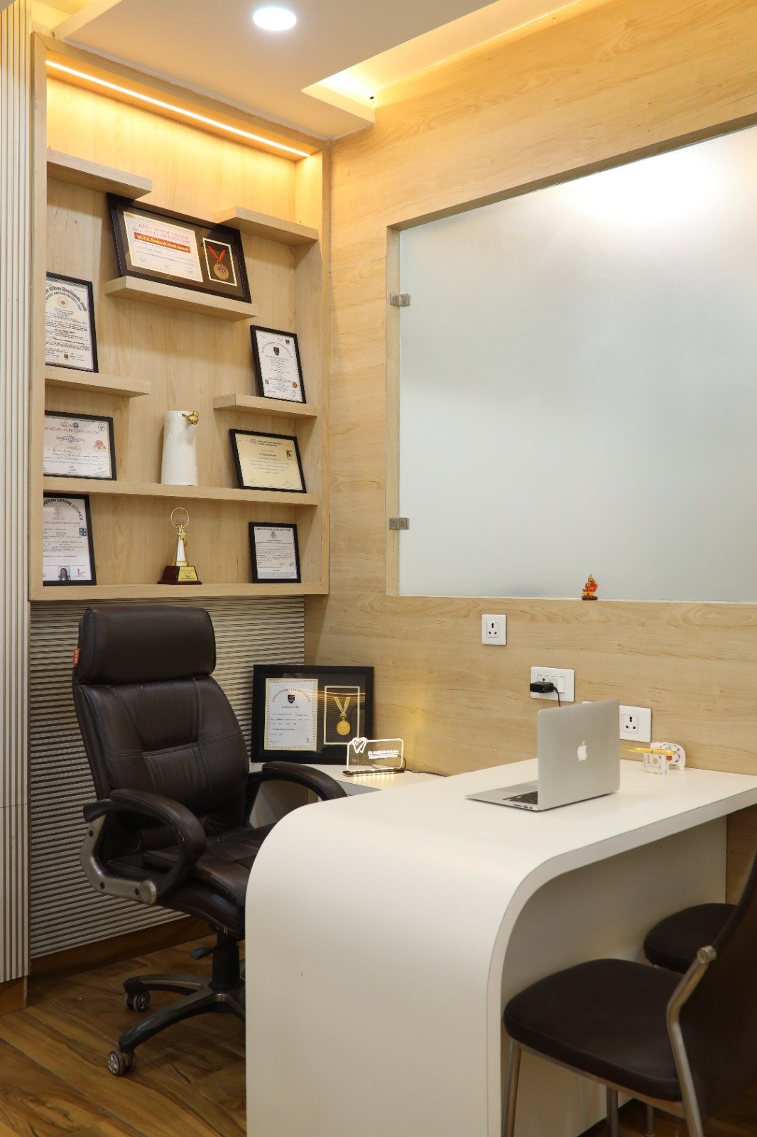 Dental Clinic Image 7